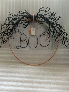 Target 25” Black and Orange LED battery operated Halloween 'Boo' Wreath